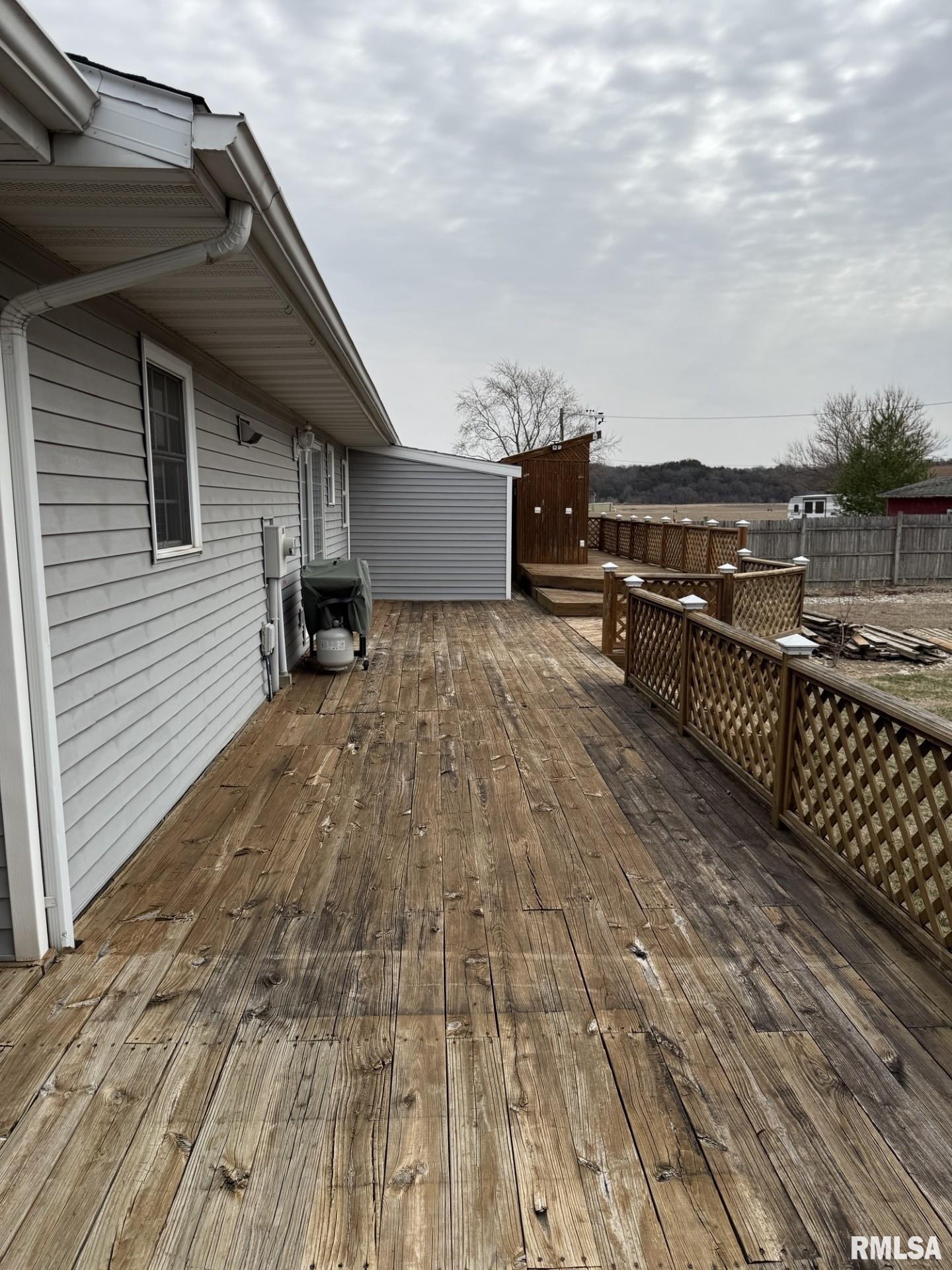 1068 First Street Gladstone, IL 61437 - Photo 36 of 40