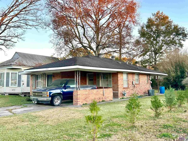 $119,900 | 219 East Railroad Street, Gonzales, LA 70737