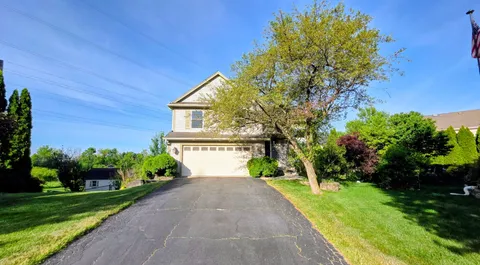 $400,000 | 15 Lenox Court, South Elgin, IL 60177