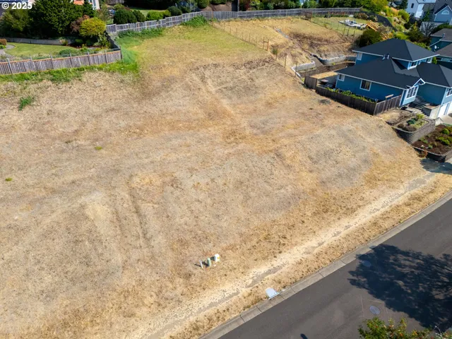 a view of yard with ocean view