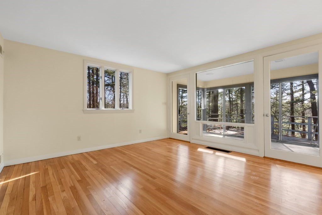 63 Fairview Road Weston, MA 02493 - Photo 13 of 41