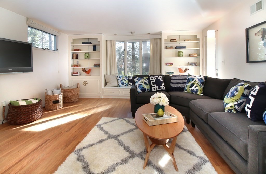 63 Fairview Road Weston, MA 02493 - Photo 9 of 41