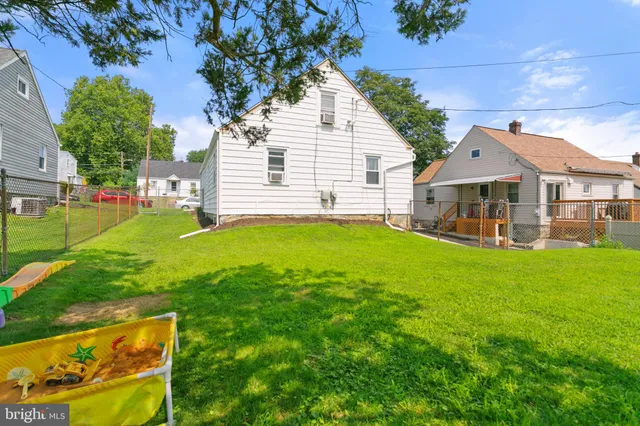 $284,900 | 26 Green Lane, Aston, PA 19014