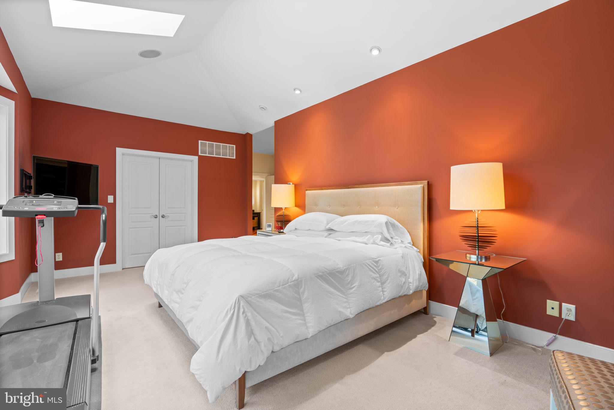 2331 Ridge Tree Court Ellicott City, MD 21042 - Photo 23 of 71 Primary bedroom angle #3
