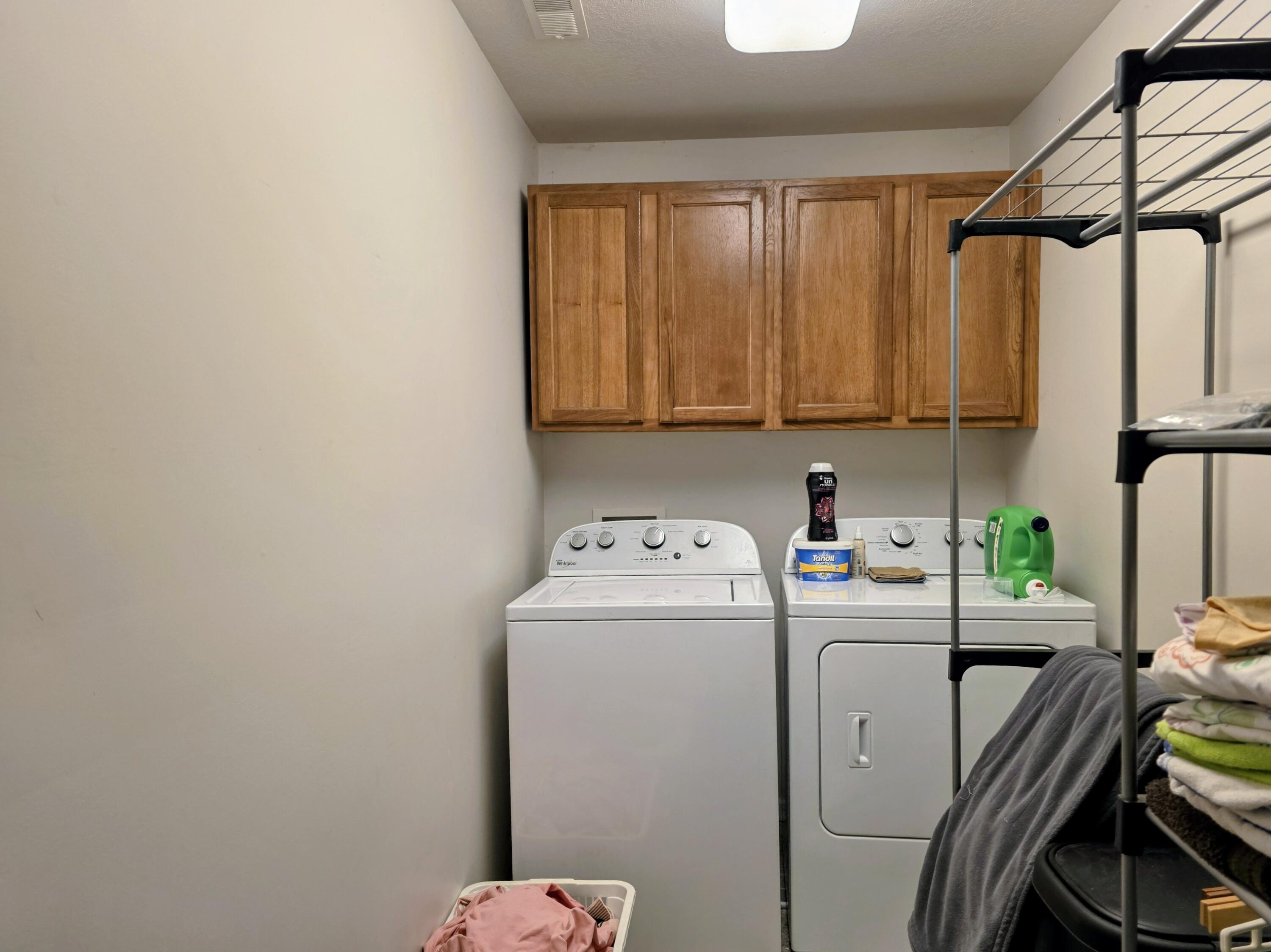 233 Hatch Avenue Coldwater, MI 49036 - Photo 13 of 18 20260430_175441~2