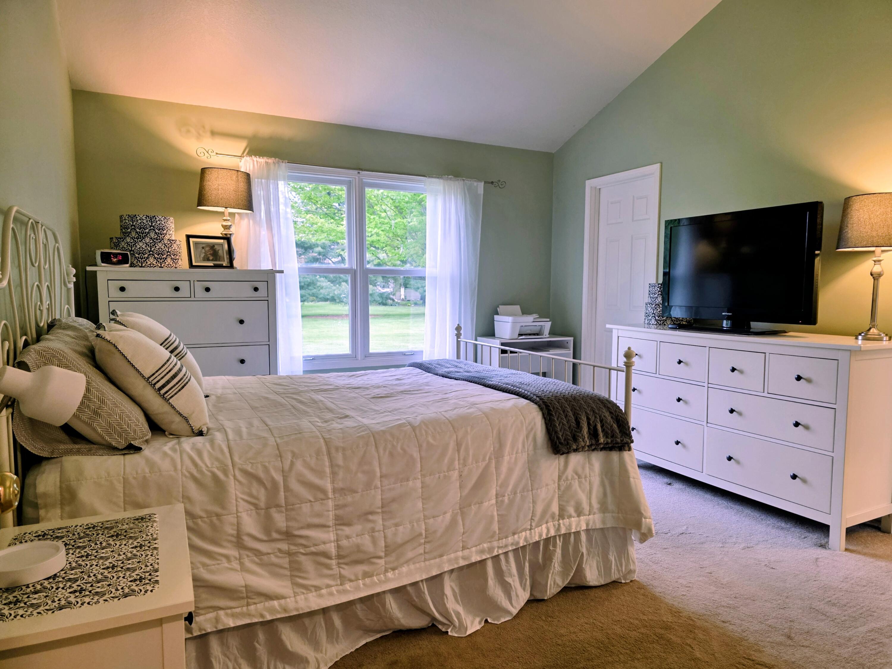 233 Hatch Avenue Coldwater, MI 49036 - Photo 7 of 18 20260430_174623~2