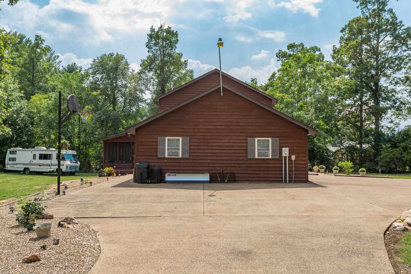 1983 Fleeburg Road Shenandoah, VA 22849 - Photo 62 of 69 Gallery Image 62