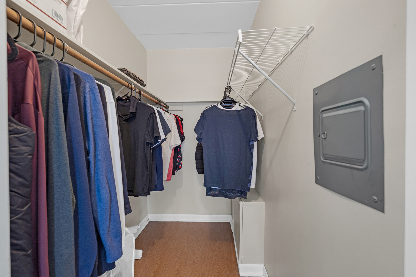 659 South Des Plaines River Road, Unit 2A Des Plaines, IL 60016 - Photo 14 of 28 a view of walk in closet with clothes