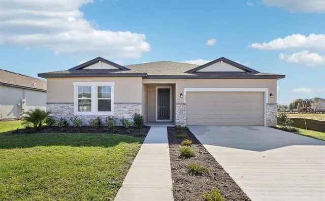 $469,990 | 5231 Painted Bamboo Street, St. Cloud, FL 34771