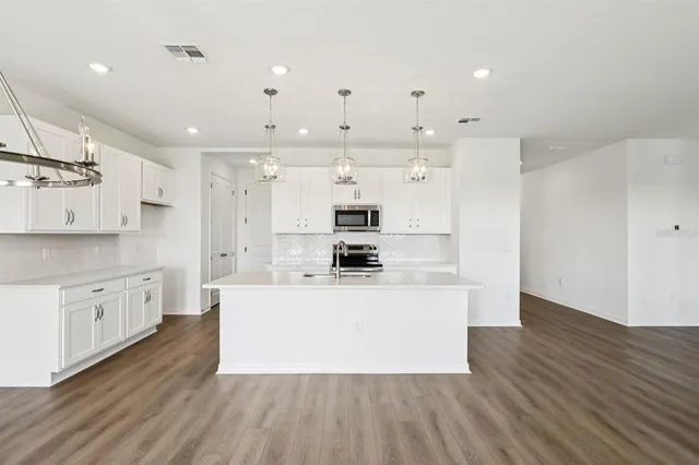 $469,990 | 5231 Painted Bamboo Street, St. Cloud, FL 34771