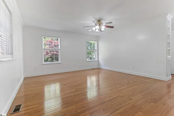$300,000 | 203 Le Ann Drive, Easley, SC 29642