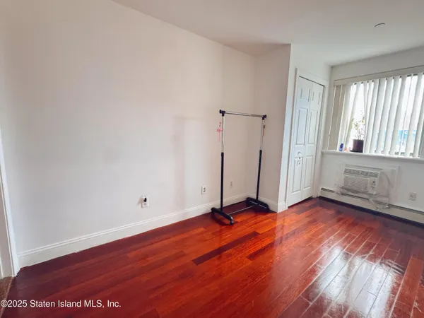 $689,000 | 41-05 College Point Boulevard, Unit 3 | Downtown Flushing