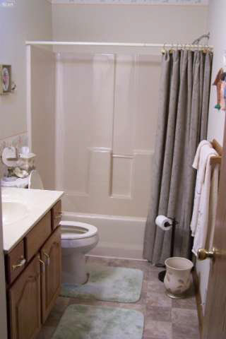 7140 Grand River Road Bancroft, MI 48414 - Photo 28 of 29 21141716-27.JPG