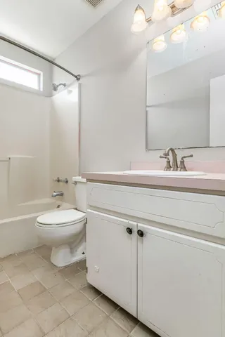 $315,000 | 352 Brookwood Boulevard, Mary Esther, FL 32569