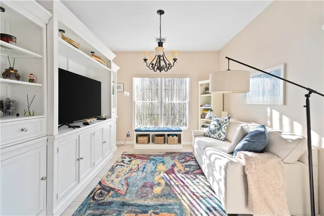 $539,900 | 24 Cambridge Circle, Smithfield, RI 02917