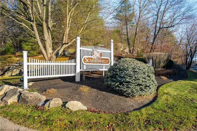 $539,900 | 24 Cambridge Circle, Smithfield, RI 02917