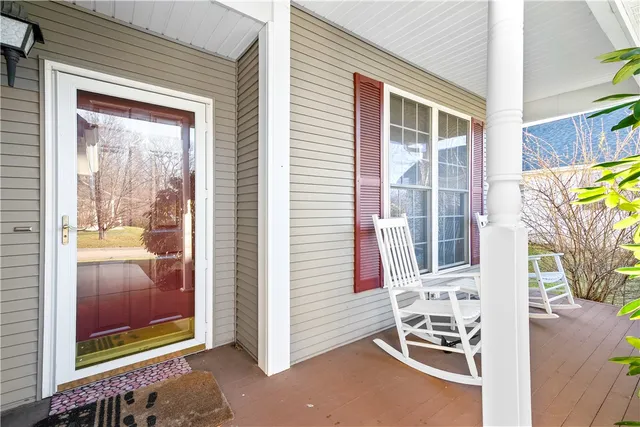 $539,900 | 24 Cambridge Circle, Smithfield, RI 02917