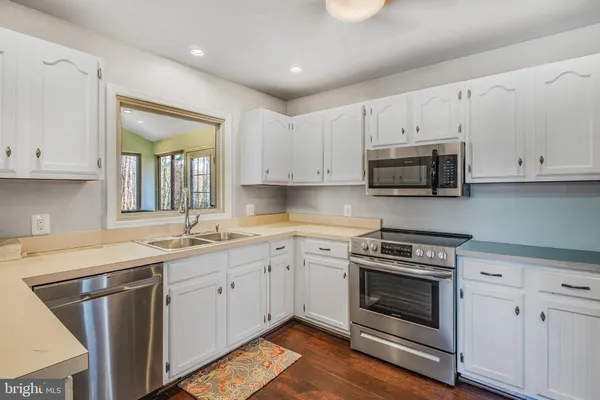 $2,800 | 306 Happy Creek Road, Locust Grove, VA 22508