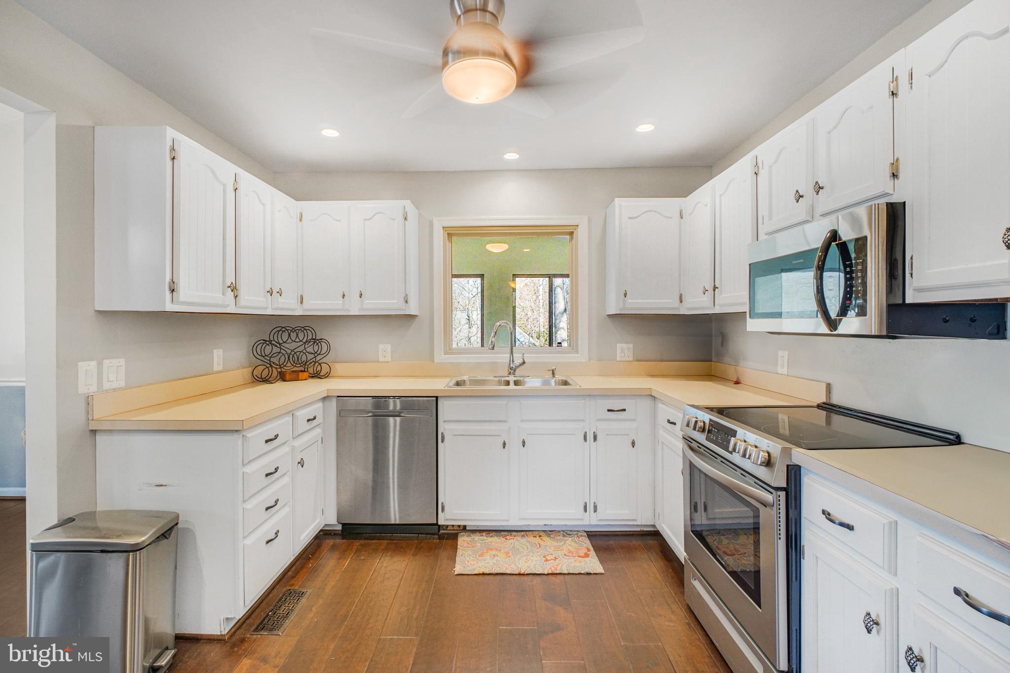 306 Happy Creek Road Locust Grove, VA 22508 - Photo 15 of 42