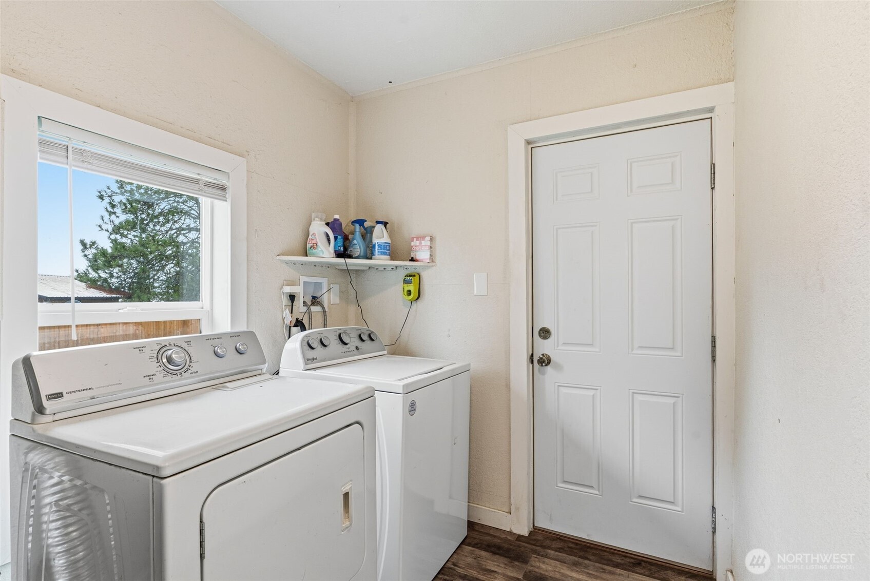 228 Holcomb Spur Road Kelso, WA 98626 - Photo 14 of 23 a utility room with dryer and washer