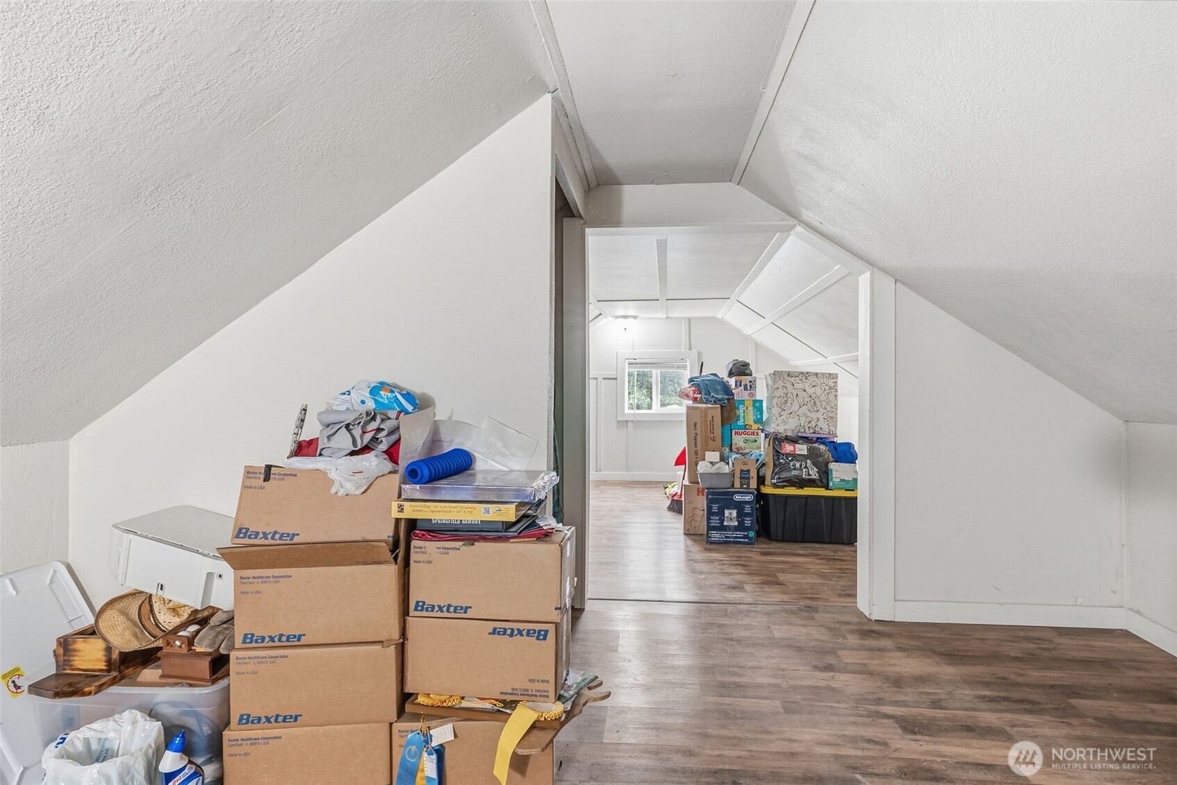 228 Holcomb Spur Road Kelso, WA 98626 - Photo 16 of 23 a living room with furniture and a wooden floor