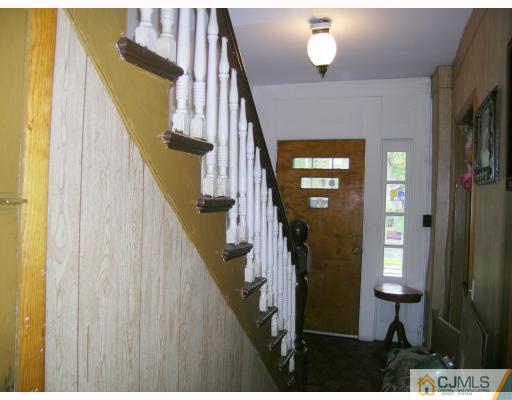 357 New Market Road Piscataway, NJ 08854 - Photo 6 of 9 Gallery Image 6