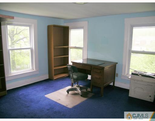 357 New Market Road Piscataway, NJ 08854 - Photo 7 of 9 Gallery Image 7