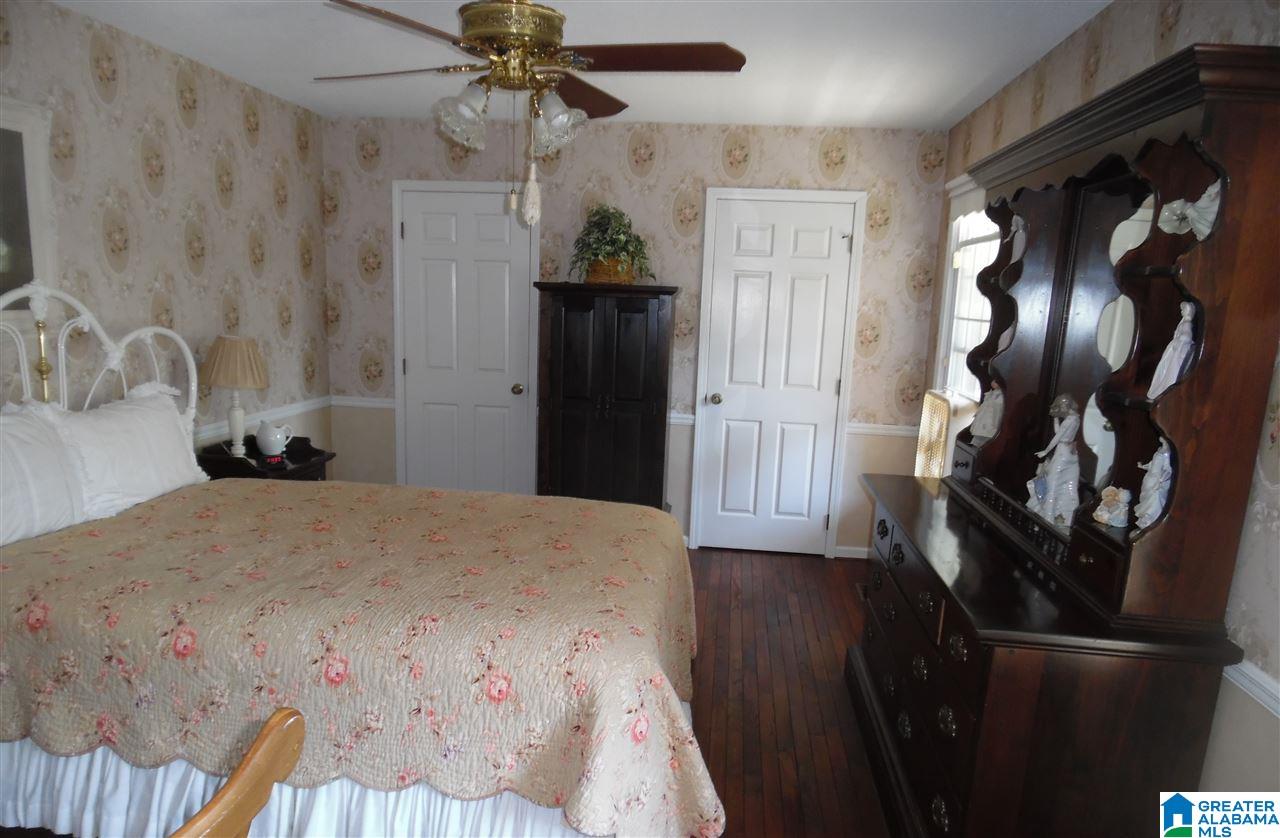 3241 Karl Daly Road Birmingham, AL 35210 - Photo 8 of 24