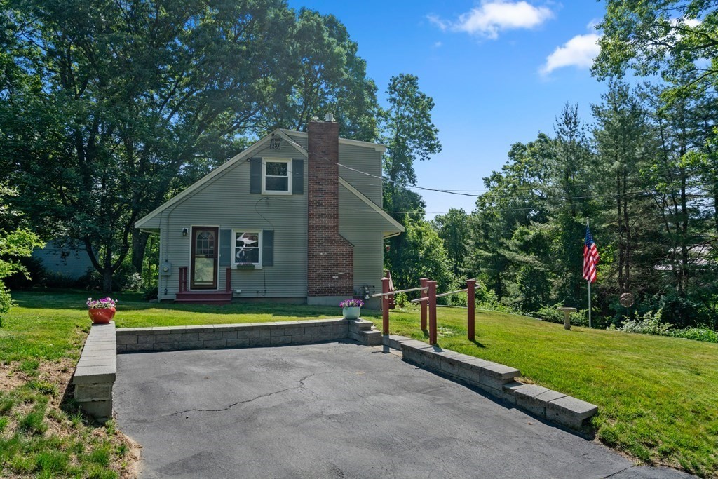 12 Morse Road Wayland, MA 01778 - Photo 17 of 18