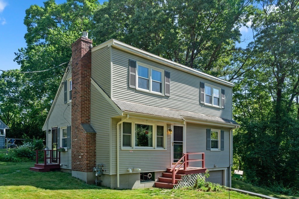 12 Morse Road Wayland, MA 01778 - Photo 3 of 18