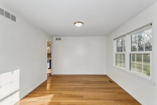 $400,000 | 201 North Penrose Drive, Wichita, KS 67206