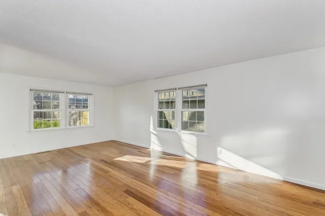 $400,000 | 201 North Penrose Drive, Wichita, KS 67206