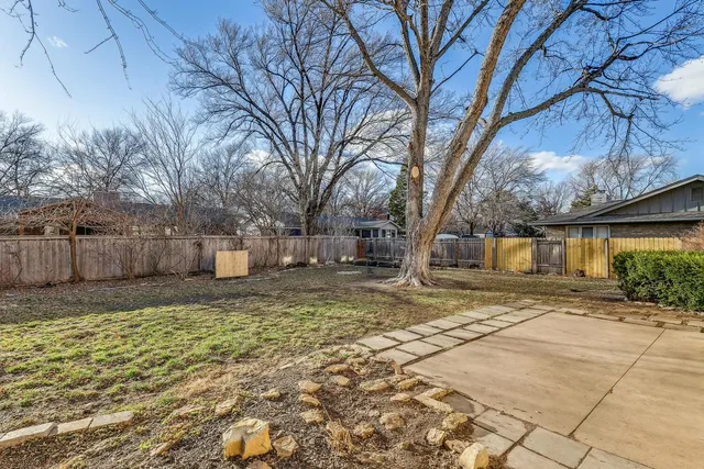 $400,000 | 201 North Penrose Drive, Wichita, KS 67206