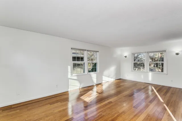 $400,000 | 201 North Penrose Drive, Wichita, KS 67206