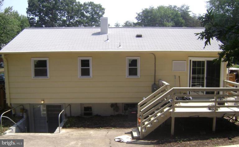 15414 Michigan Rd. Woodbridge, VA 22191 - Photo 3 of 12 Exterior #2