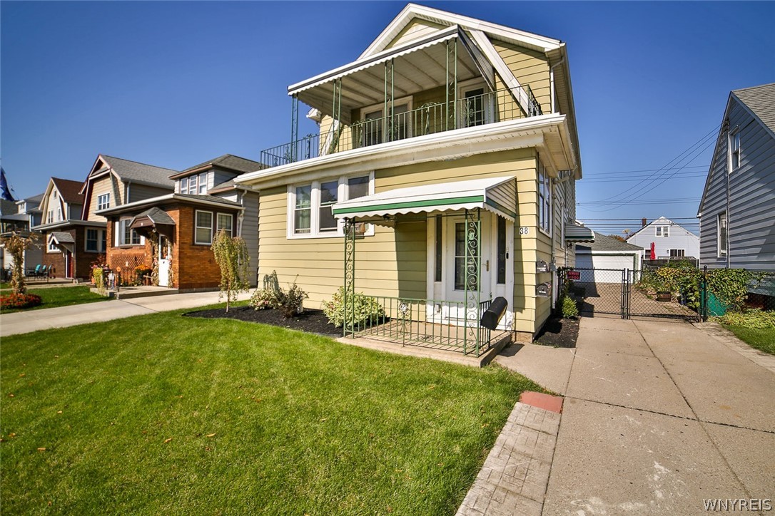 38 Ridgewood Road Buffalo, NY 14220 - Photo 1 of 1 Front of House
