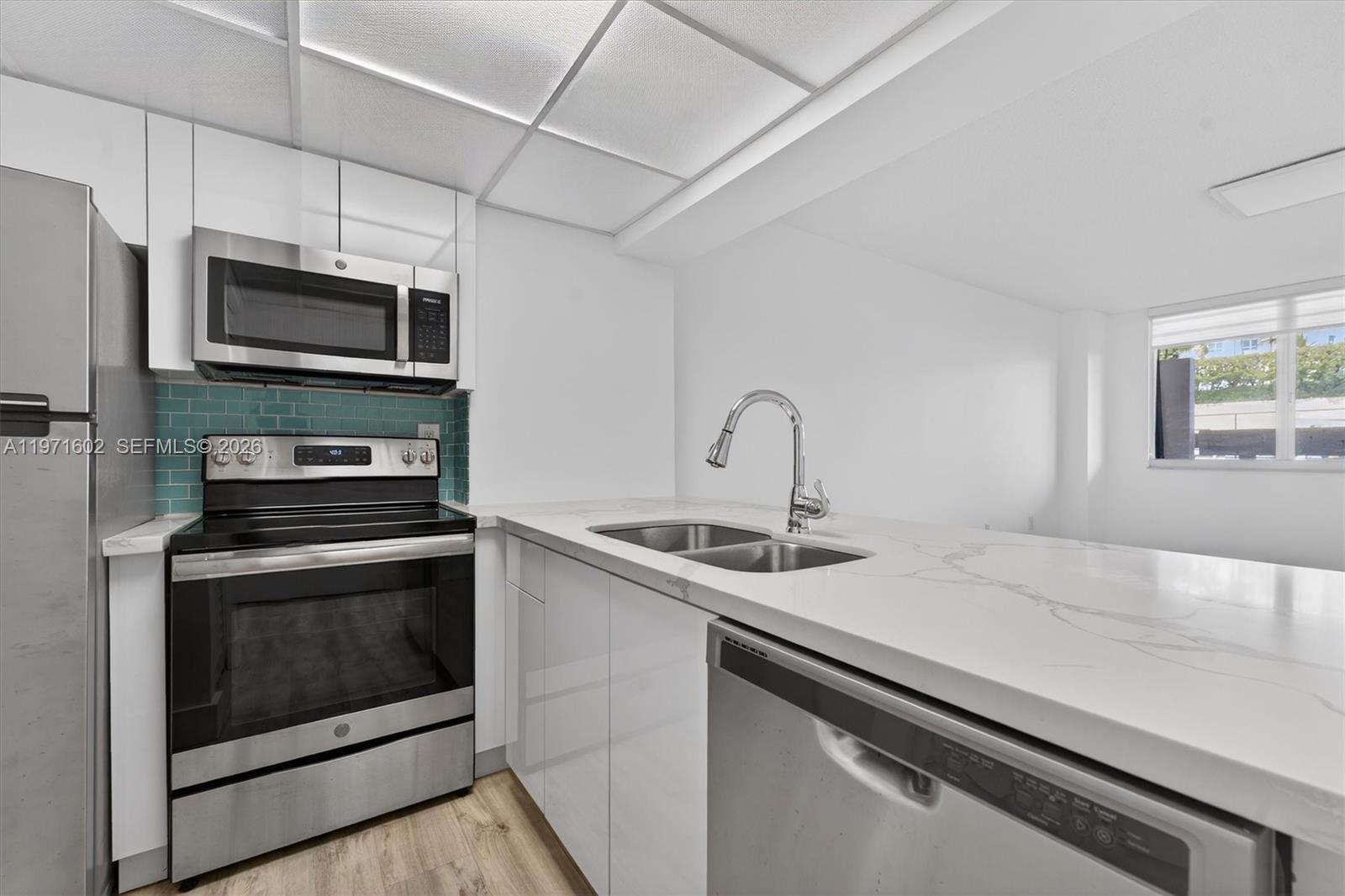 540 Brickell Key Drive, Unit 414 Miami, FL 33131 - Photo 12 of 46