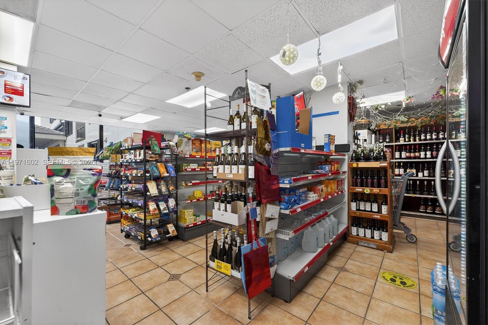 540 Brickell Key Drive, Unit 414 Miami, FL 33131 - Photo 45 of 46 Grocery Store on Site