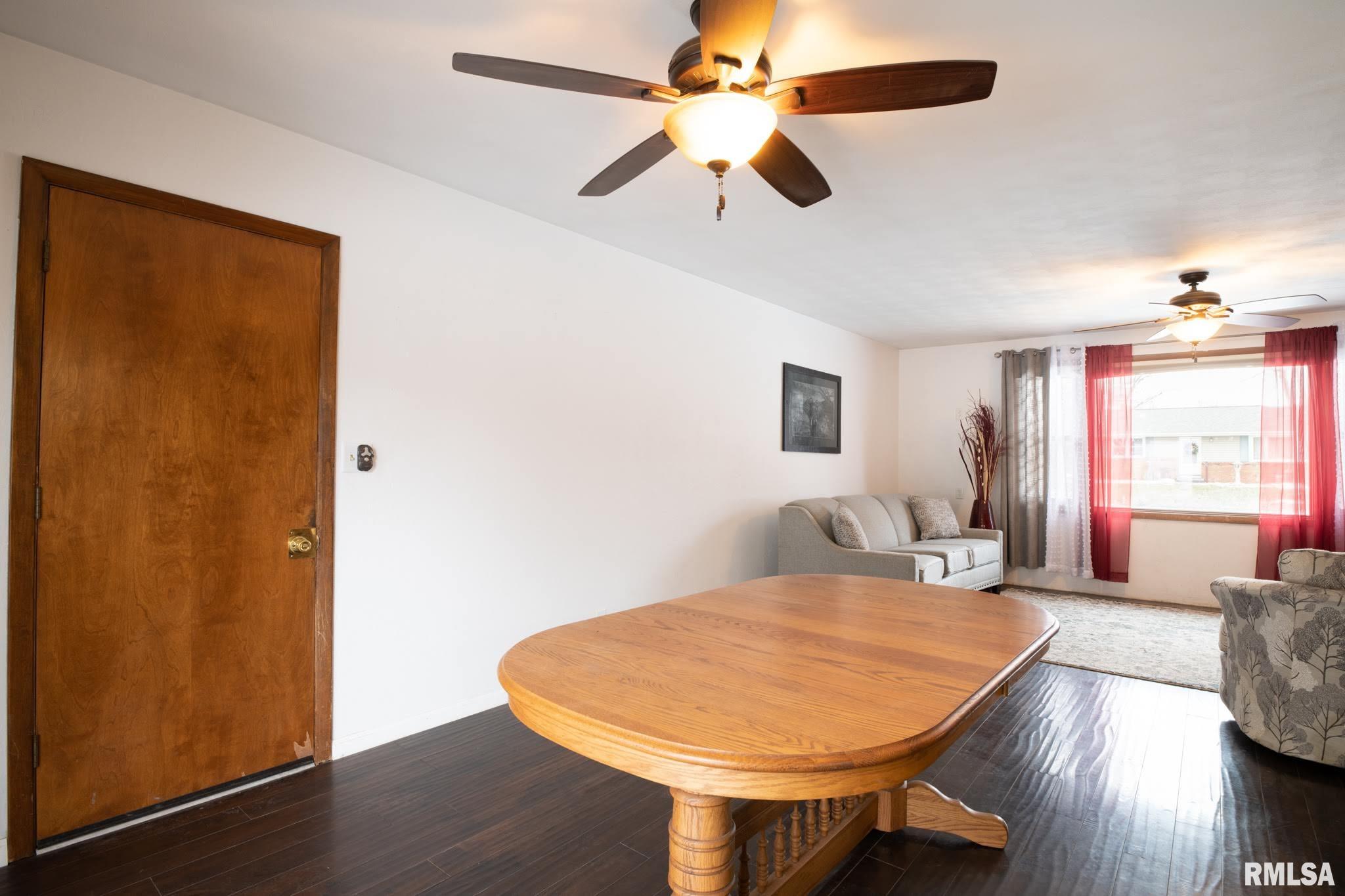310 Lincoln Road Canton, IL 61520 - Photo 16 of 37 Gallery Image 16