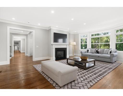 174 Valentine Street Newton, MA 02465 - Photo 8 of 23