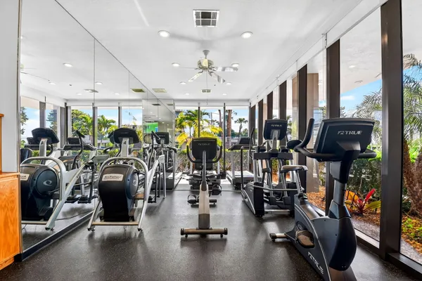 $975,000 | 5510 North Ocean Drive, Unit 24A, Singer Island, FL 33404