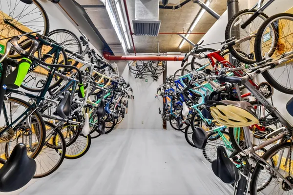 $975,000 | 5510 North Ocean Drive, Unit 24A, Singer Island, FL 33404