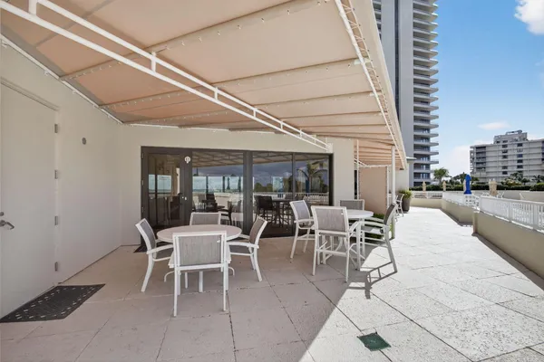 $975,000 | 5510 North Ocean Drive, Unit 24A, Singer Island, FL 33404
