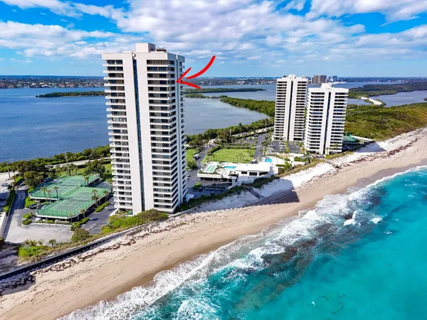 $975,000 | 5510 North Ocean Drive, Unit 24A, Singer Island, FL 33404