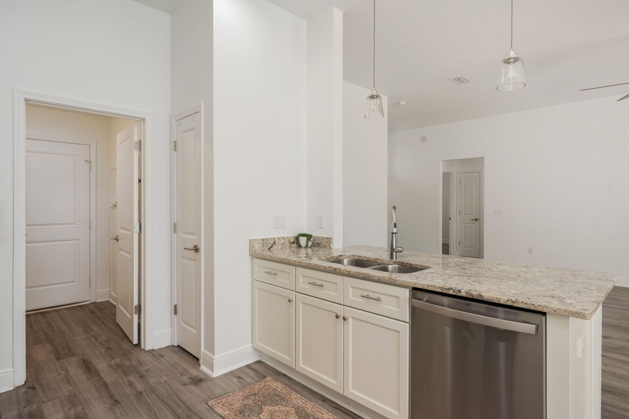 3208 Arthur Boulevard Crestview, FL 32536 - Photo 13 of 30 Kitchen