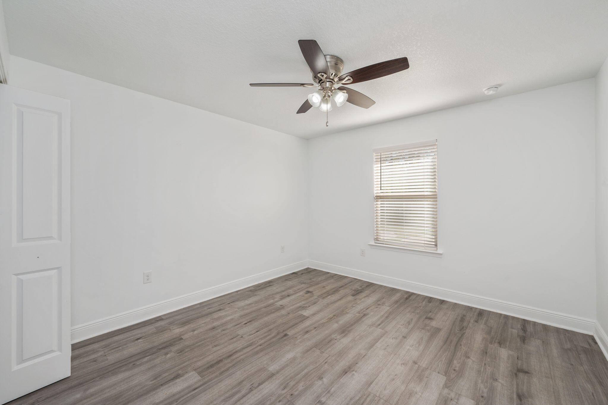 3208 Arthur Boulevard Crestview, FL 32536 - Photo 23 of 30 Bedroom