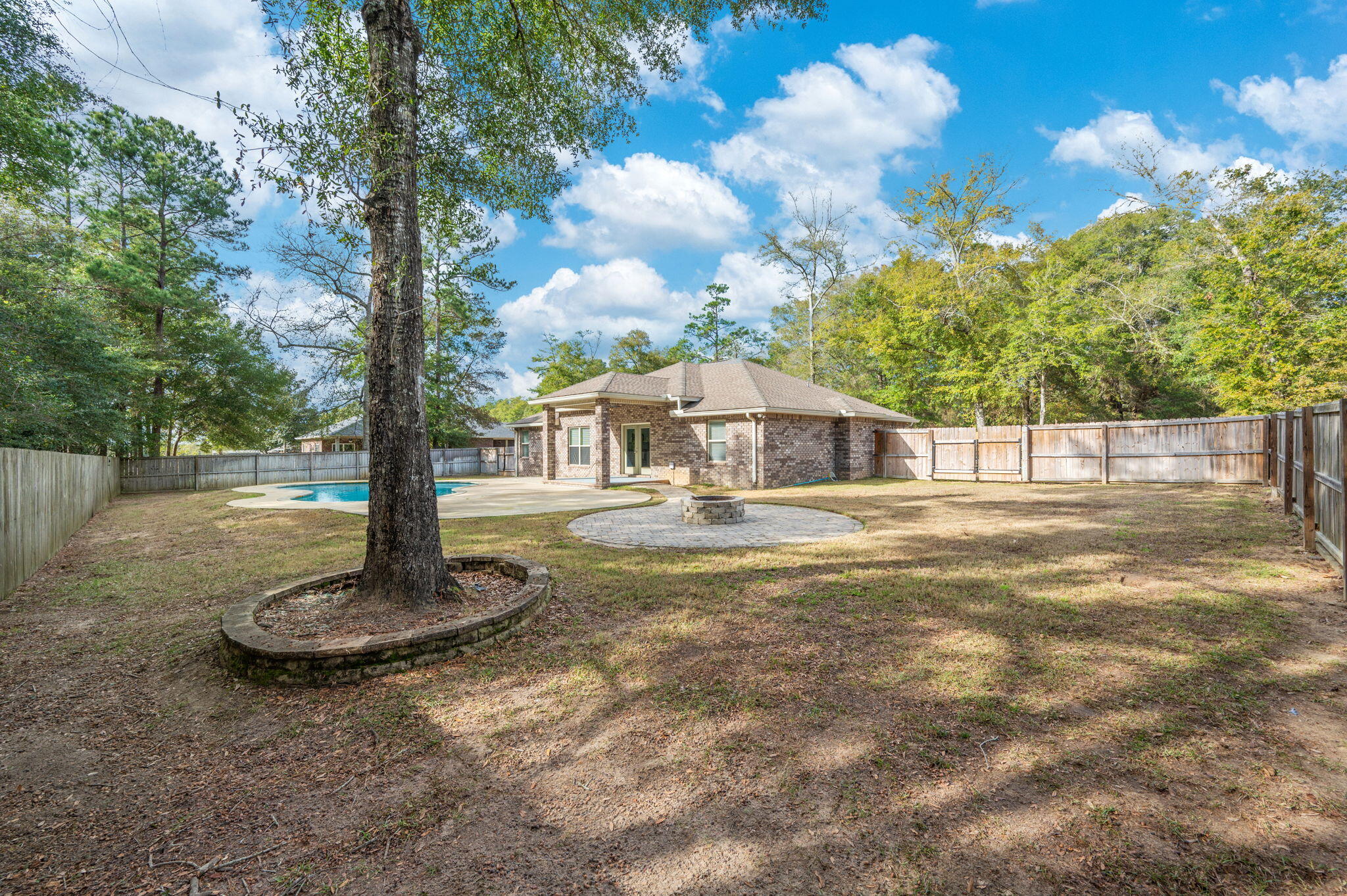 3208 Arthur Boulevard Crestview, FL 32536 - Photo 3 of 30 Backyard