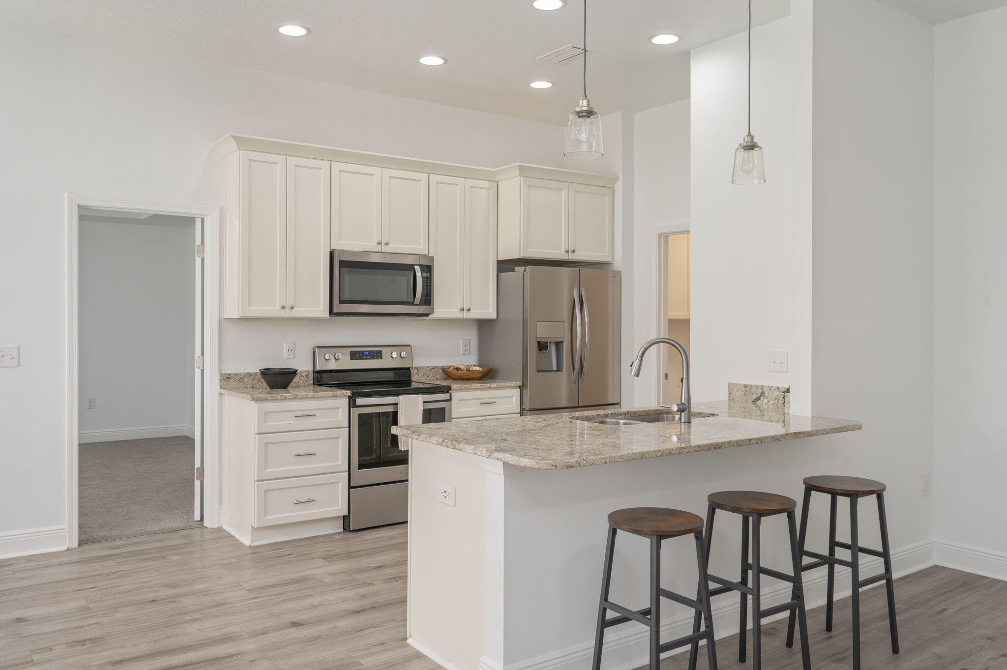3208 Arthur Boulevard Crestview, FL 32536 - Photo 9 of 30 Kitchen
