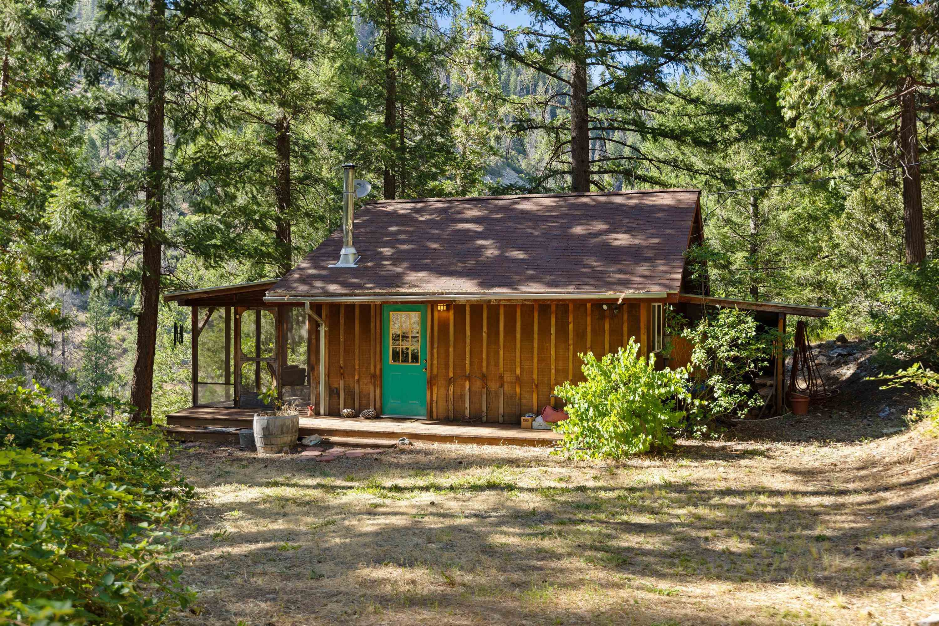 1468 12 Mile Bar Road Belden, CA 95915 - Photo 33 of 44