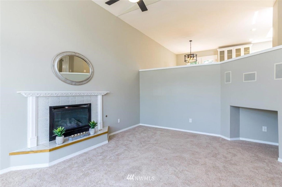 17204 Mountain View Road Southeast Monroe, WA 98272 - Photo 3 of 25 Gallery Image 3